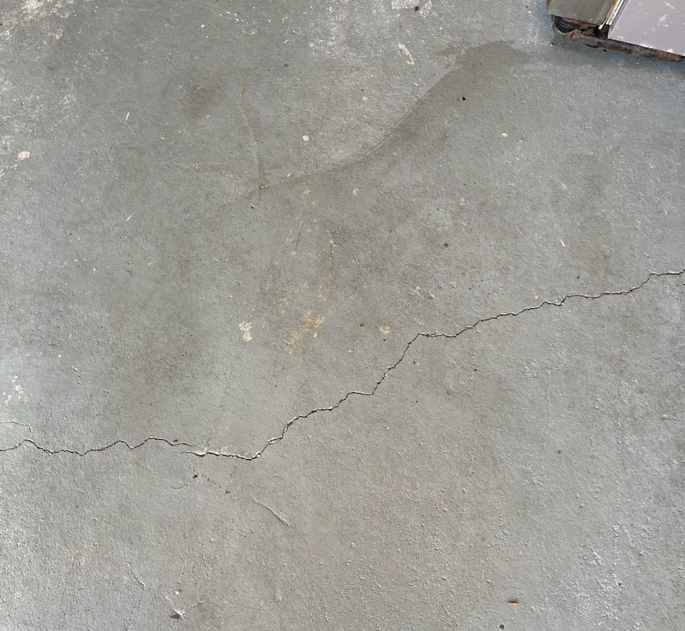 crack in DIY flooring